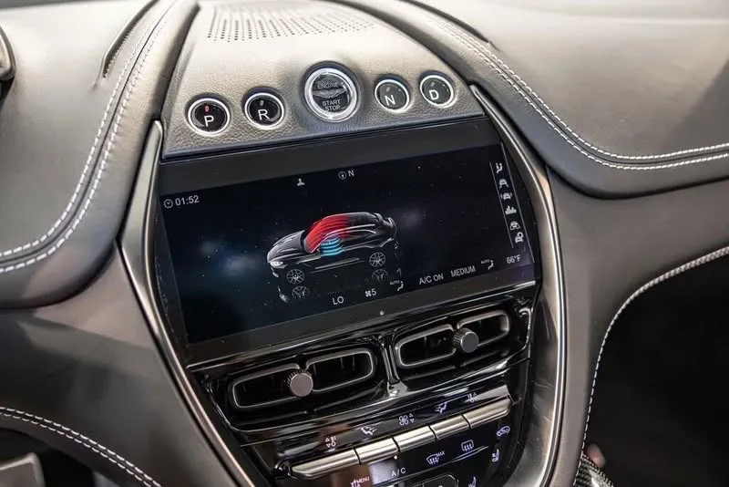 2021 Aston Martin DBX - Image 14 of 19