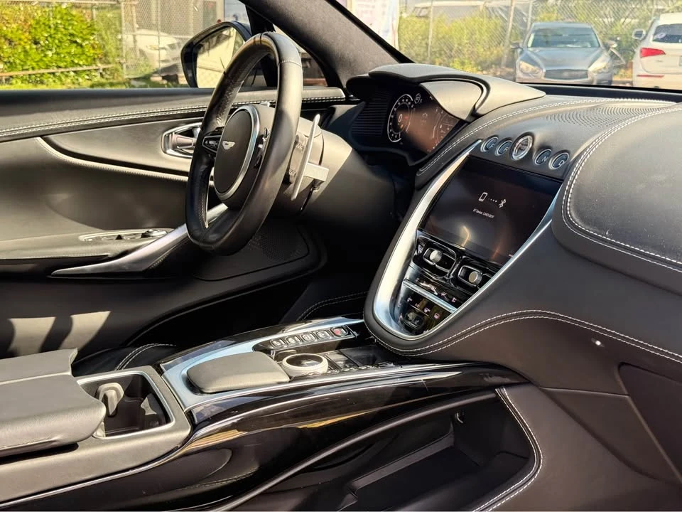 2021 Aston Martin DBX - Image 14 of 18
