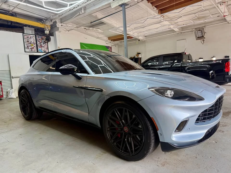 2021 Aston Martin DBX - Image 2 of 19