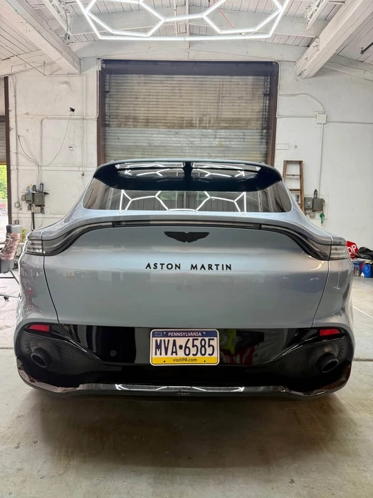 2021 Aston Martin DBX - Image 5 of 19