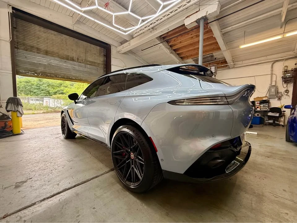 2021 Aston Martin DBX - Image 7 of 19