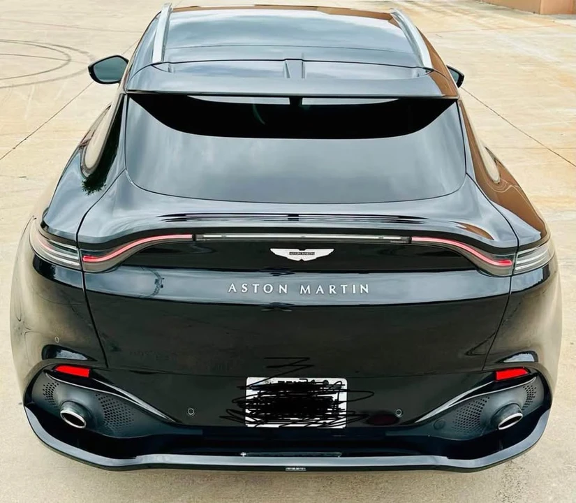 2021 Aston Martin DBX - Image 9 of 20