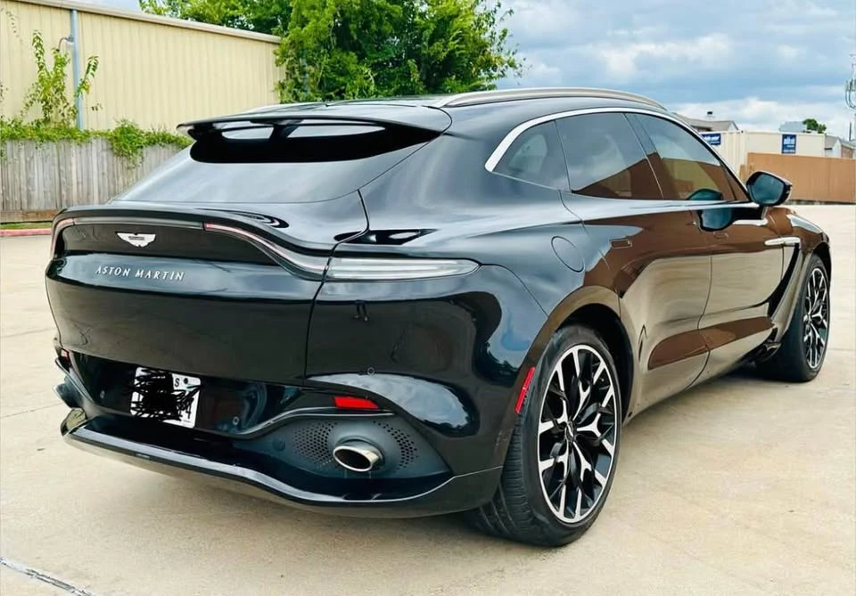 2021 Aston Martin DBX - Image 14 of 20