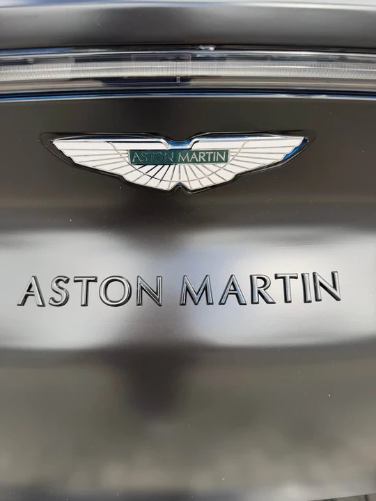 2021 Aston Martin DBX - Image 18 of 18