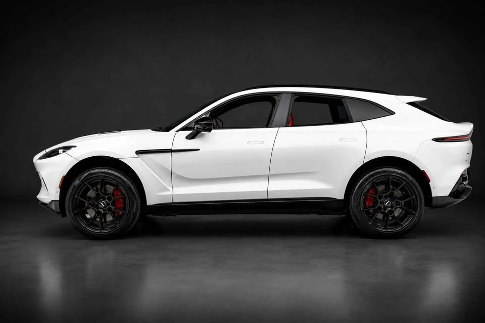 2021 Aston Martin DBX - Image 3 of 6