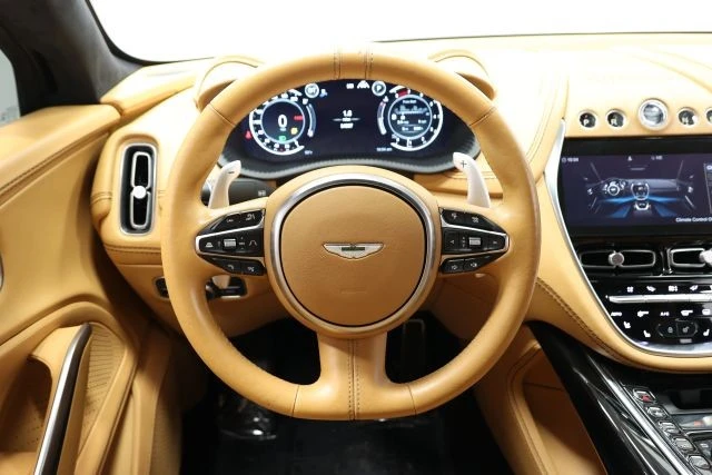 2021 Aston Martin DBX - Image 27 of 31