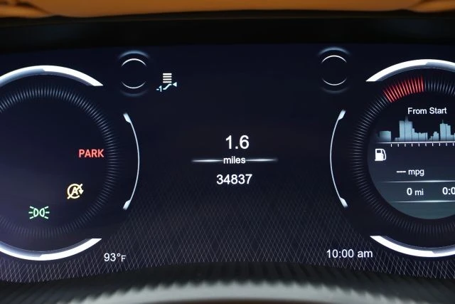 2021 Aston Martin DBX - Image 30 of 31