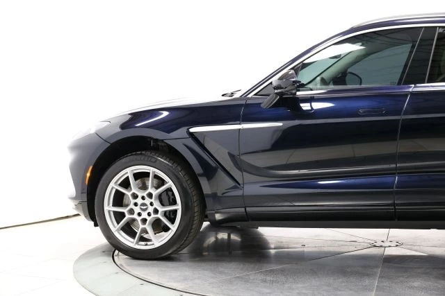 2021 Aston Martin DBX - Image 8 of 31