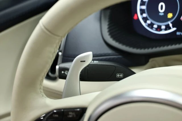 2021 Aston Martin DBX - Image 24 of 31