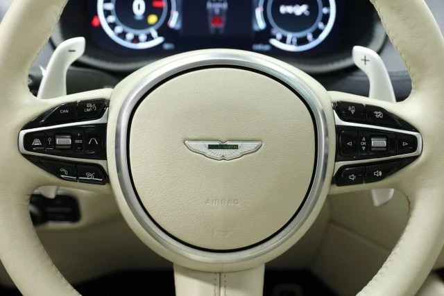 2021 Aston Martin DBX - Image 23 of 31