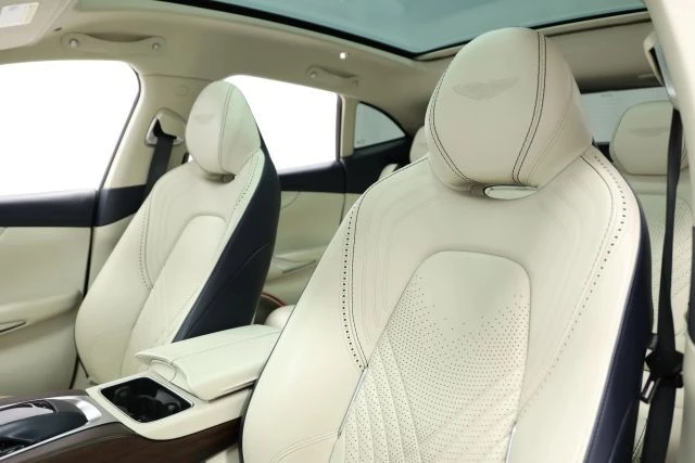 2021 Aston Martin DBX - Image 15 of 31