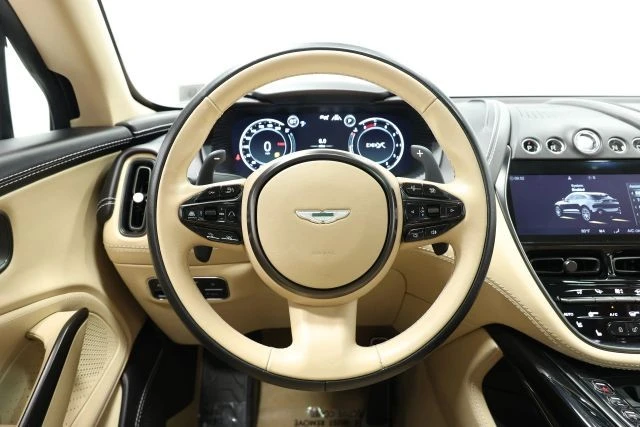 2021 Aston Martin DBX - Image 24 of 31