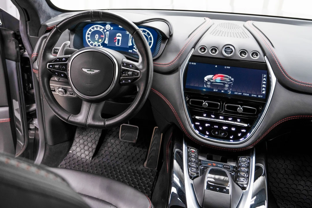 2021 Aston Martin DBX - Image 11 of 12