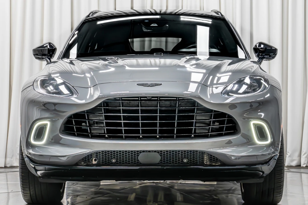 2021 Aston Martin DBX - Image 4 of 12
