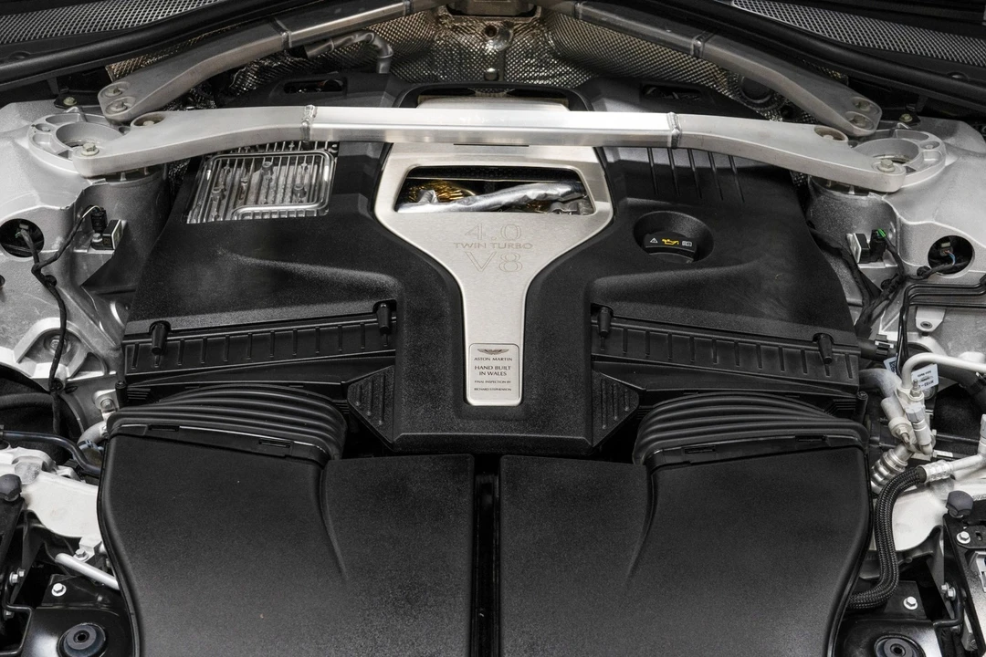 2021 Aston Martin DBX - Image 10 of 12