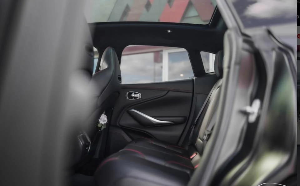2021 Aston Martin DBX - Image 8 of 8