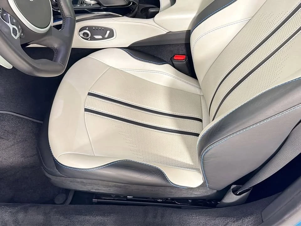 2021 Aston Martin V8 Vantage (2019+) - Image 19 of 20