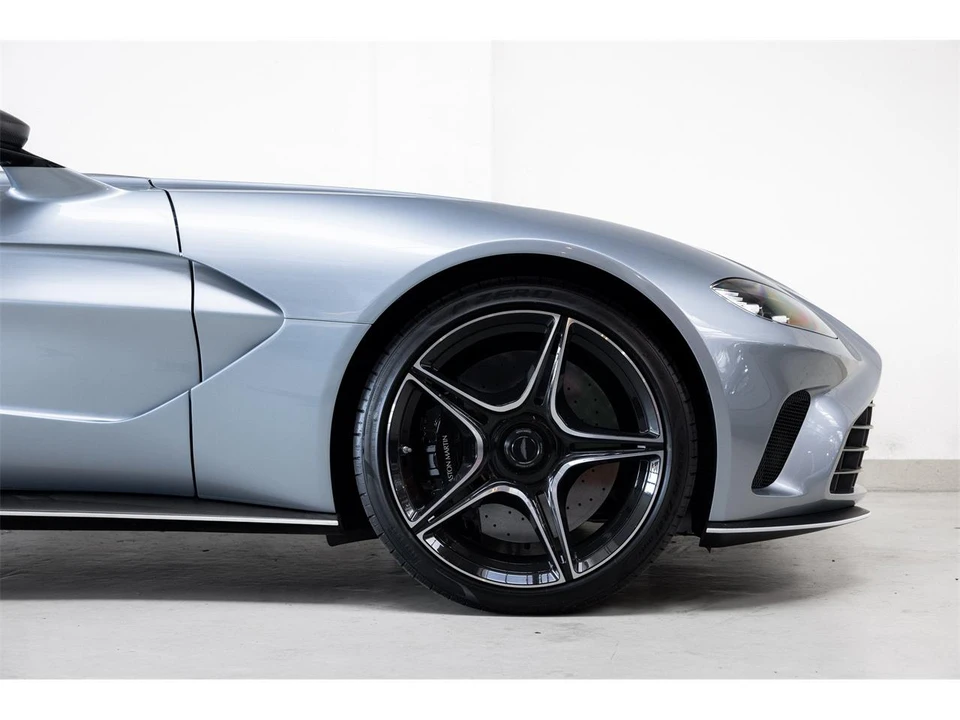 2021 Aston Martin V12 Vantage (2022+) - Image 31 of 31