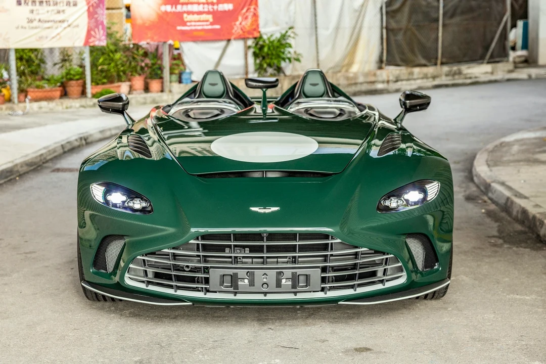 2021 Aston Martin Vantage - Image 18 of 21