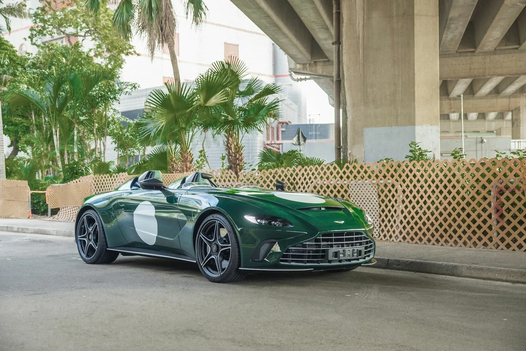 2021 Aston Martin Vantage - Image 17 of 21