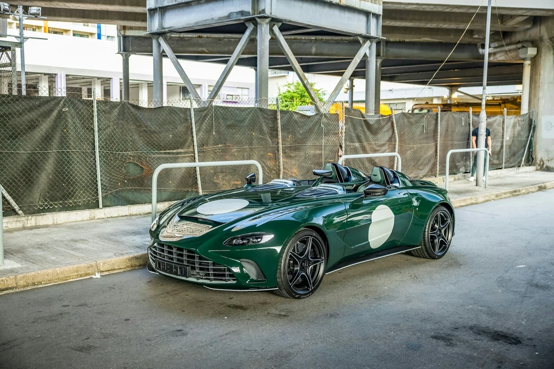 2021 Aston Martin Vantage - Image 19 of 21