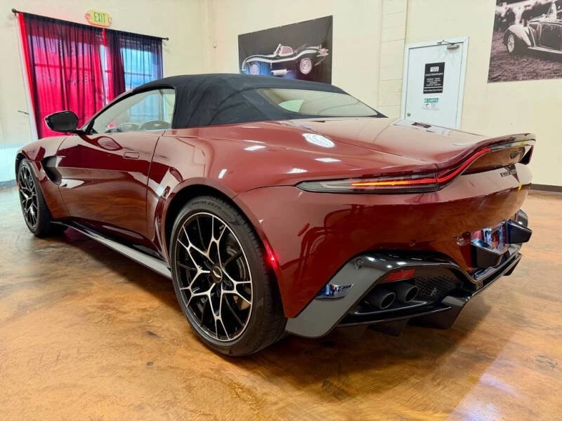 2021 Aston Martin V8 Vantage (2019+) - Image 7 of 20