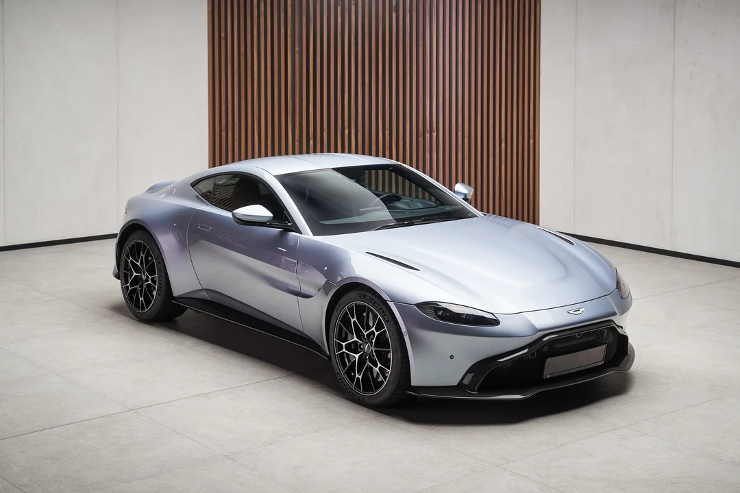 2021 Aston Martin V8 Vantage (2019+) - Image 9 of 31