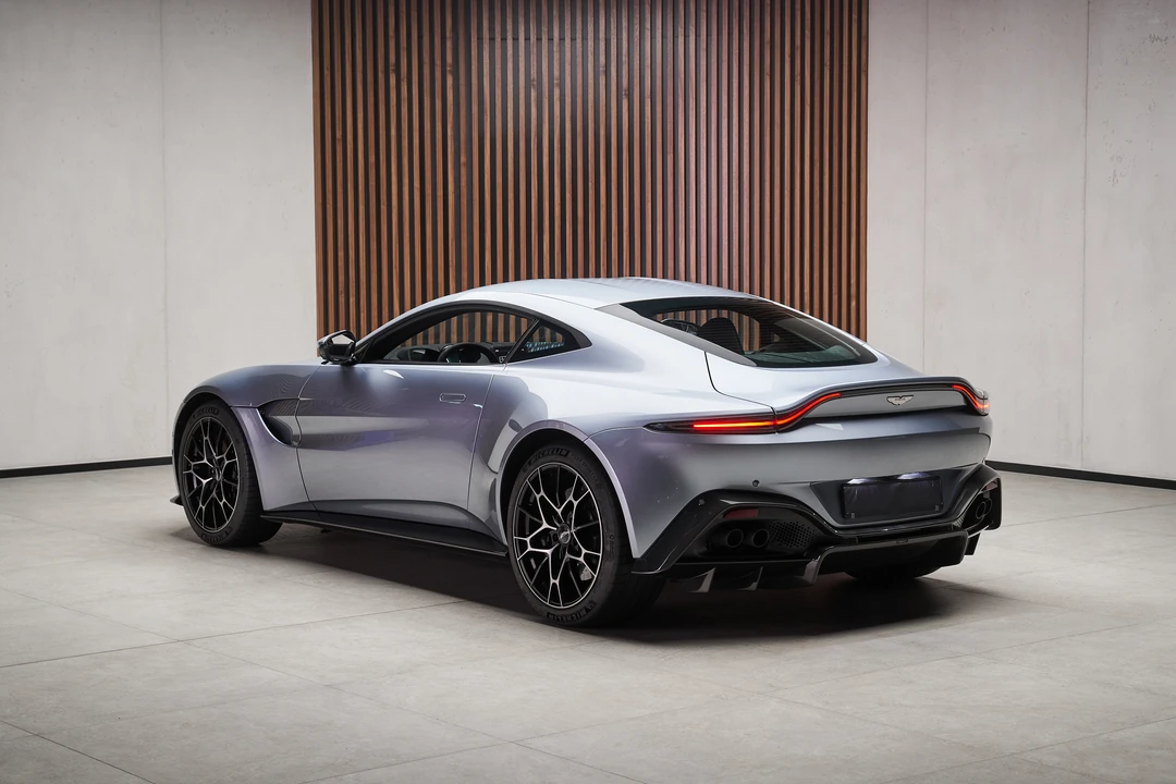 2021 Aston Martin V8 Vantage (2019+) - Image 6 of 31