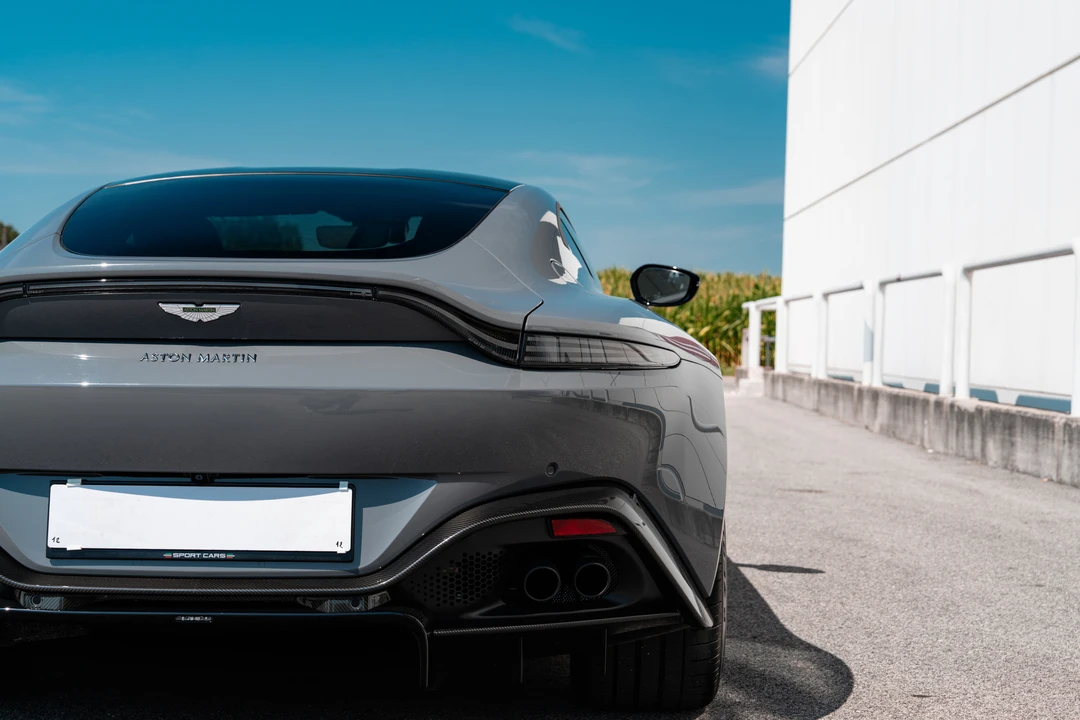 2021 Aston Martin V8 Vantage (2019+) - Image 29 of 31