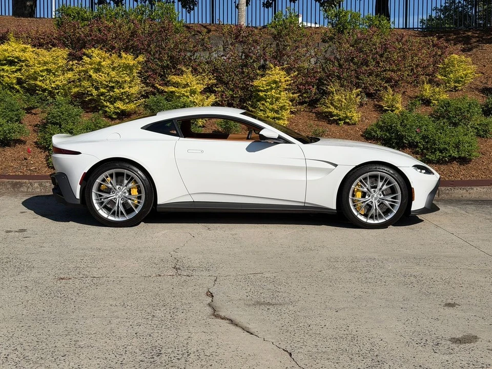 2021 Aston Martin V8 Vantage (2019+) - Image 15 of 31