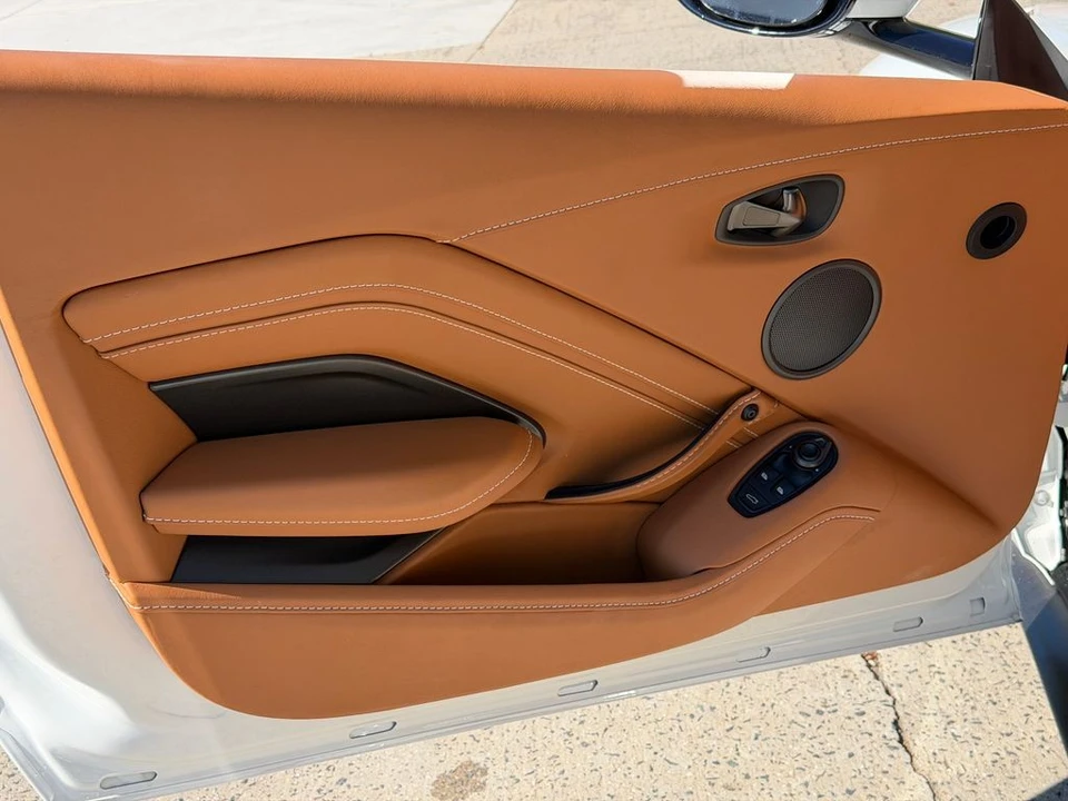 2021 Aston Martin V8 Vantage (2019+) - Image 24 of 31