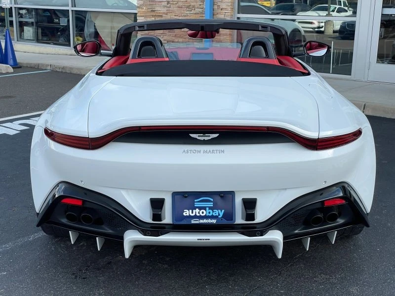 2021 Aston Martin V8 Vantage (2019+) - Image 11 of 12