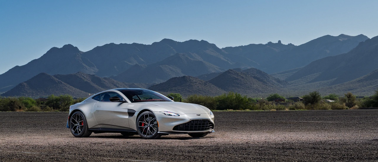 2021 Aston Martin V8 Vantage (2019+) - Image 12 of 31