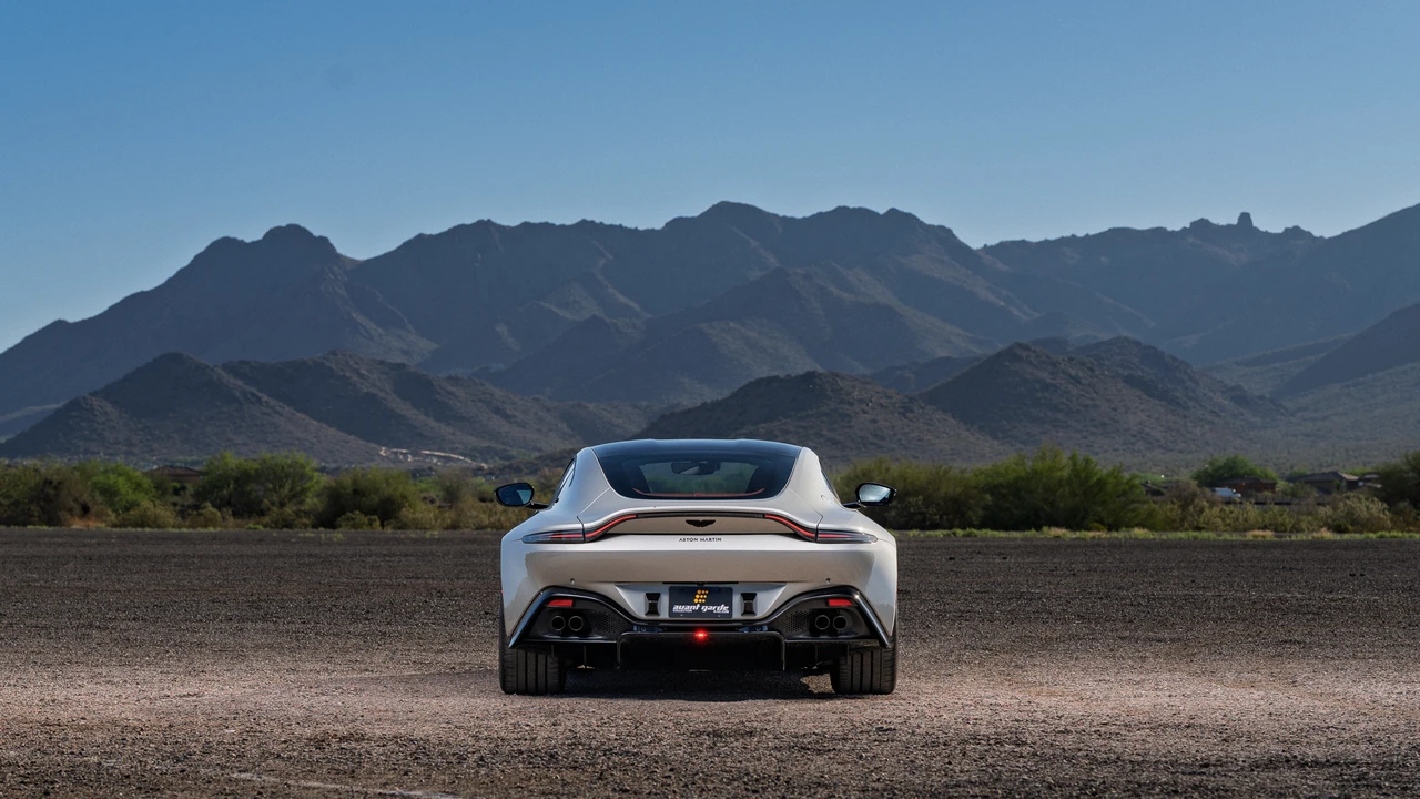 2021 Aston Martin V8 Vantage (2019+) - Image 22 of 31