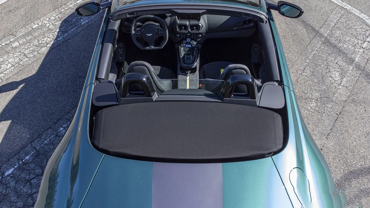 2021 Aston Martin V8 Vantage (2019+) - Image 15 of 31