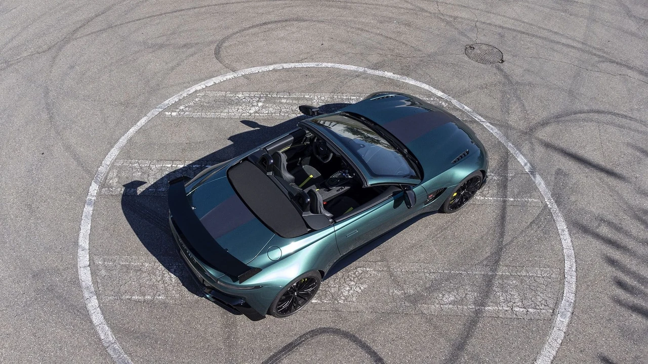 2021 Aston Martin V8 Vantage (2019+) - Image 18 of 31
