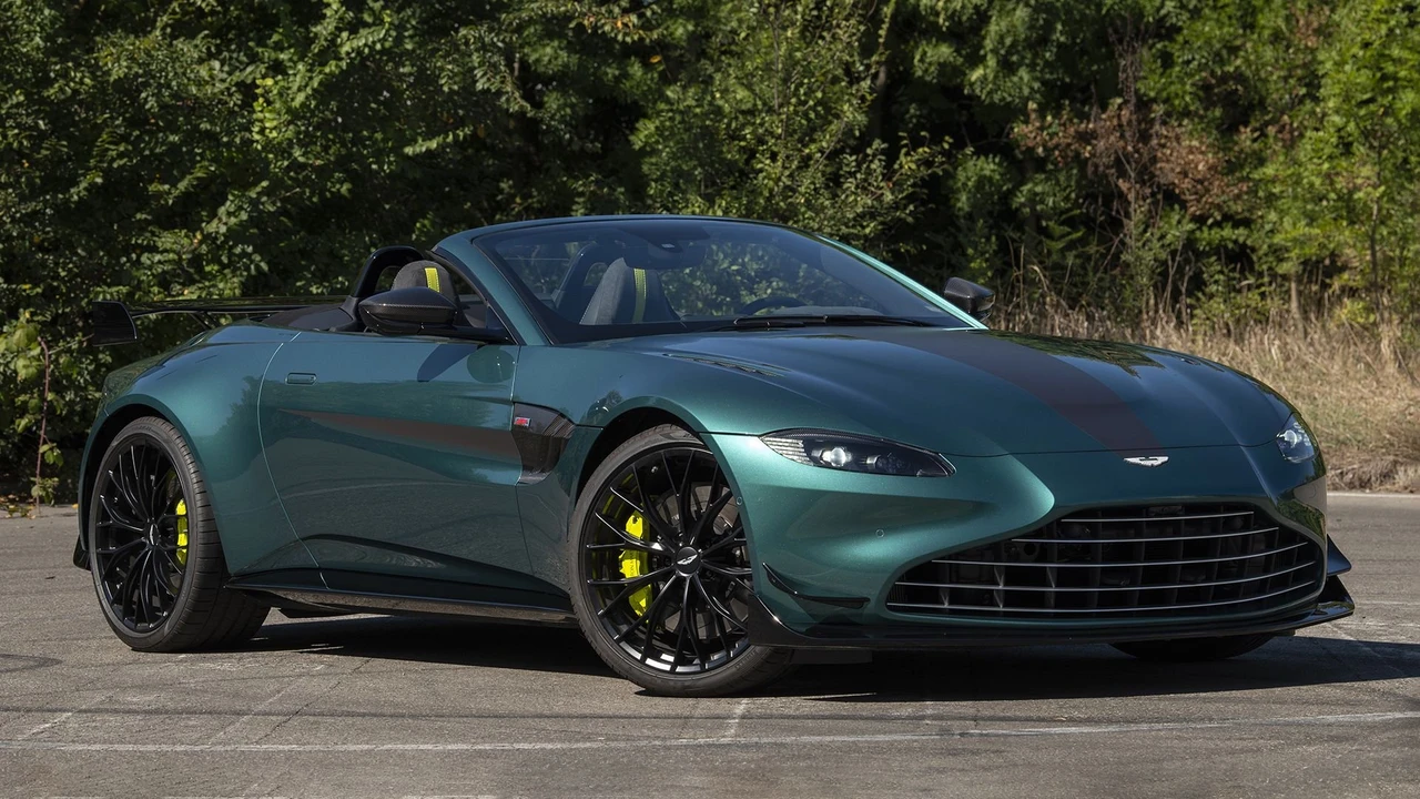 2021 Aston Martin V8 Vantage (2019+) - Image 6 of 31