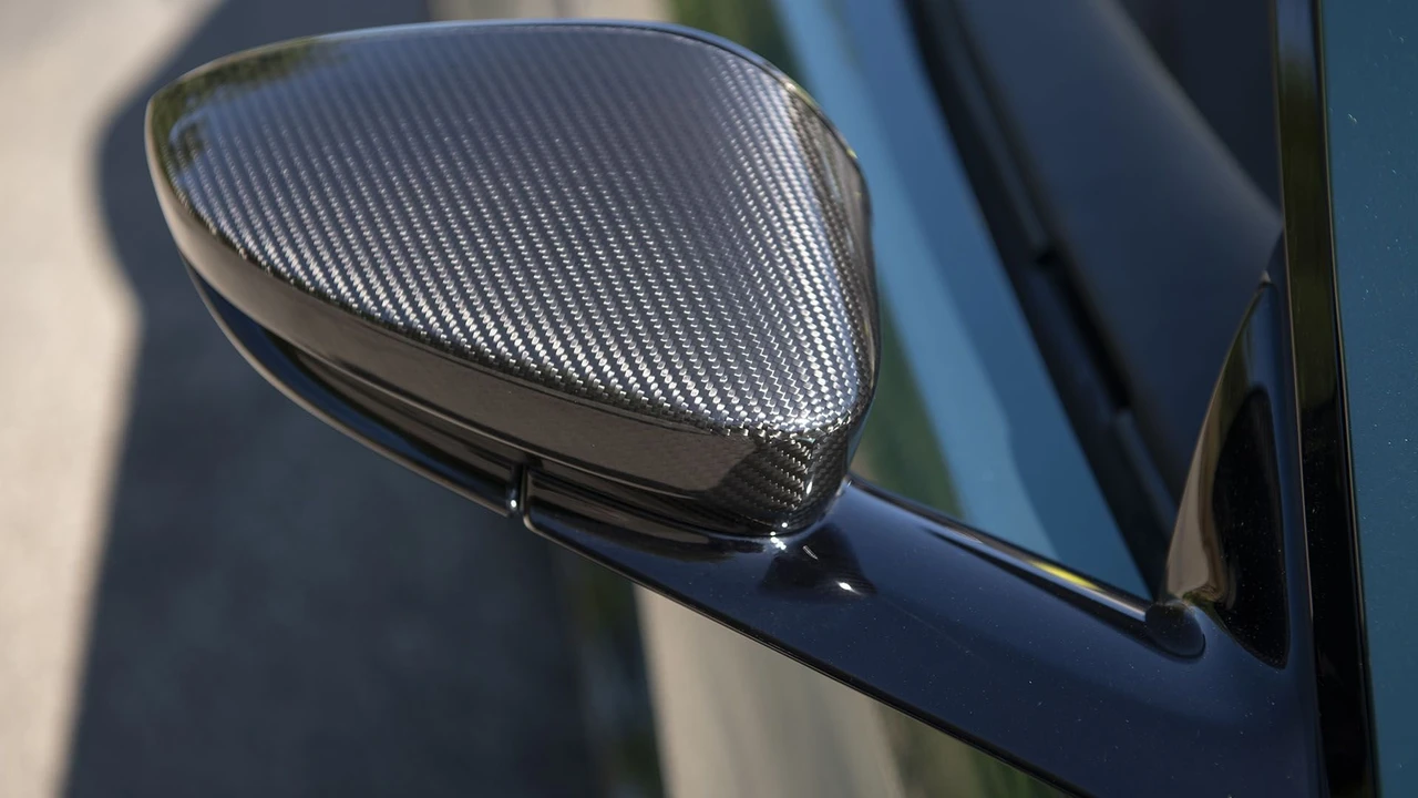 2021 Aston Martin V8 Vantage (2019+) - Image 27 of 31