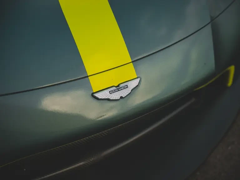 2021 Aston Martin Vantage - Image 10 of 31