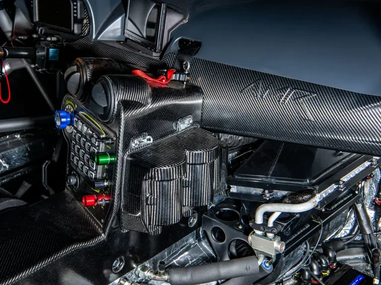 2021 Aston Martin Vantage - Image 31 of 31