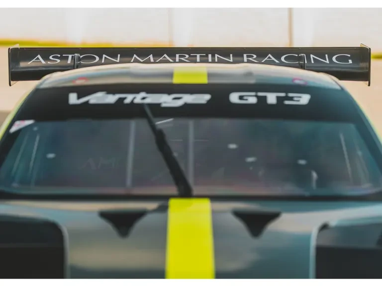 2021 Aston Martin Vantage - Image 20 of 31