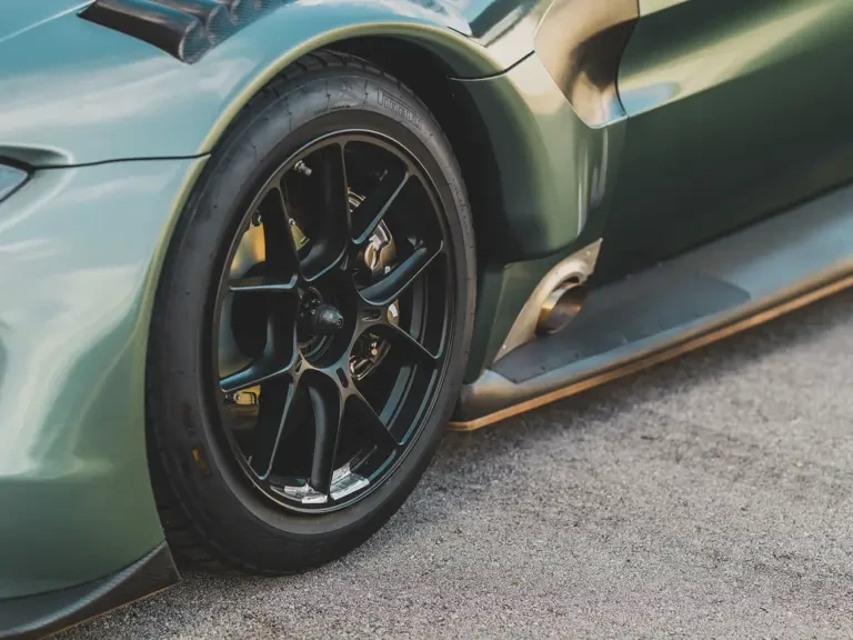2021 Aston Martin Vantage - Image 16 of 31