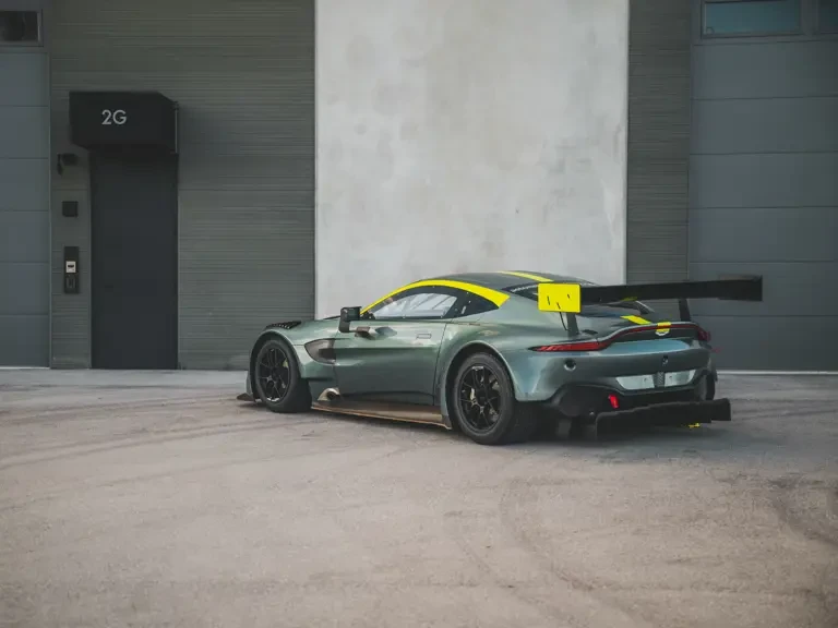 2021 Aston Martin Vantage - Image 3 of 31