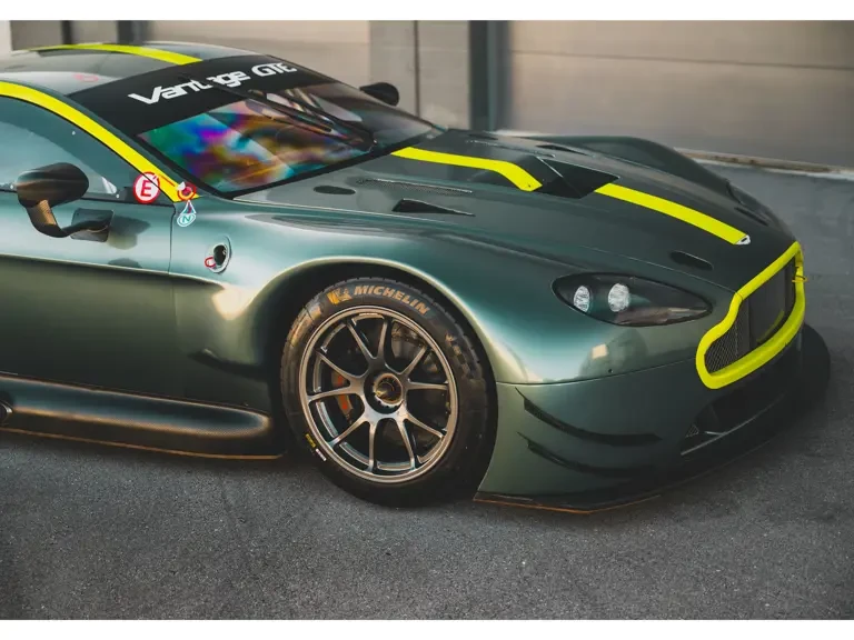 2021 Aston Martin Vantage - Image 9 of 31