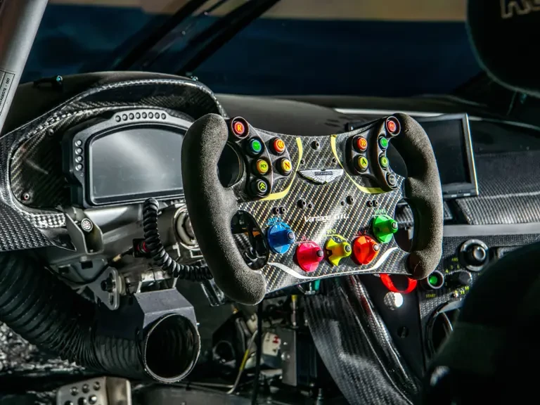 2021 Aston Martin Vantage - Image 31 of 31