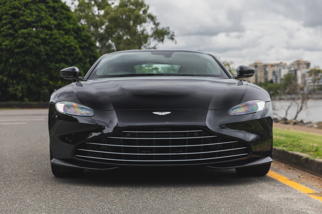 2021 Aston Martin V8 Vantage (2019+) - Image 3 of 31