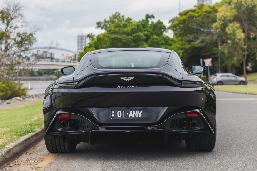 2021 Aston Martin V8 Vantage (2019+) - Image 7 of 31