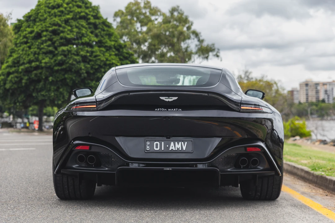 2021 Aston Martin V8 Vantage (2019+) - Image 12 of 31
