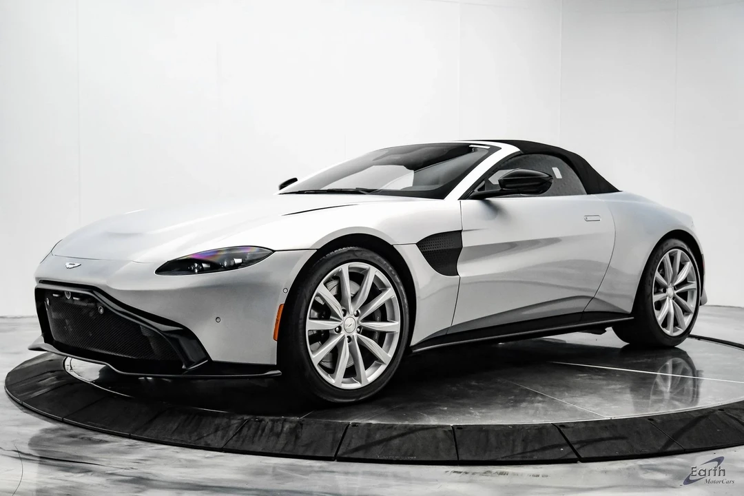 2021 Aston Martin V8 Vantage (2019+) - Image 3 of 12