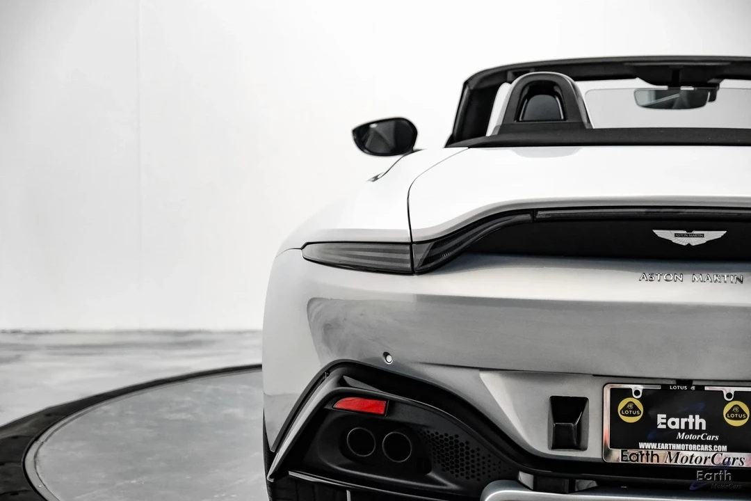 2021 Aston Martin V8 Vantage (2019+) - Image 19 of 21